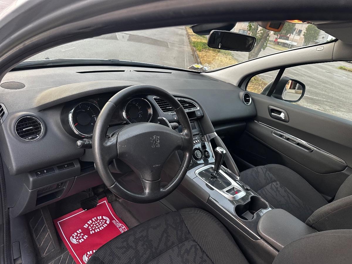 PEUGEOT - 3008 - 1.6 e-HDi 115 CV c.r. Business