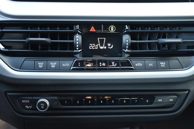 BMW 116 d 5p. Business Advantage *NAVIGATORE, PELLE, LED*