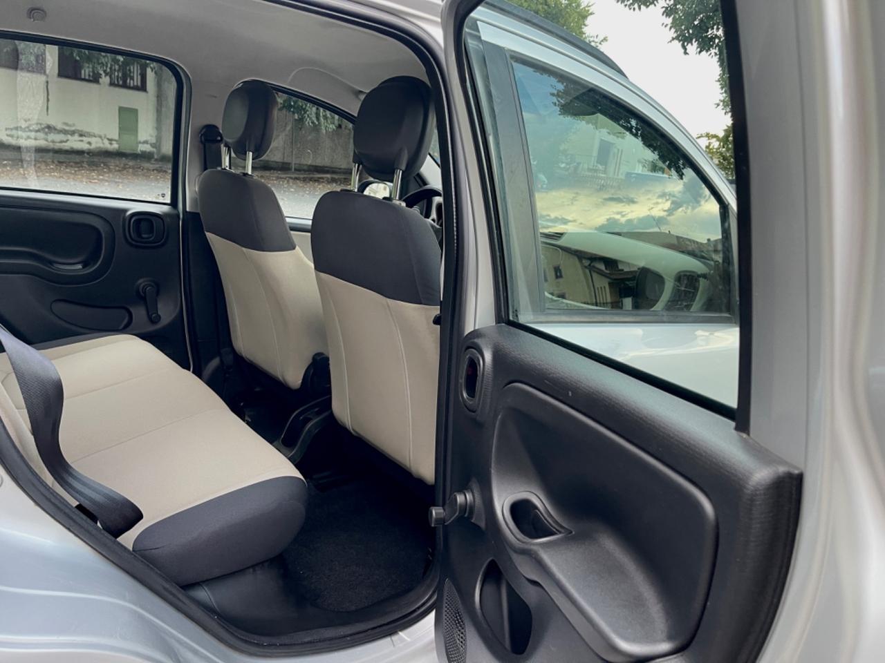 Fiat Panda 1.2 EasyPower Lounge Metano per Neopatentati 2014