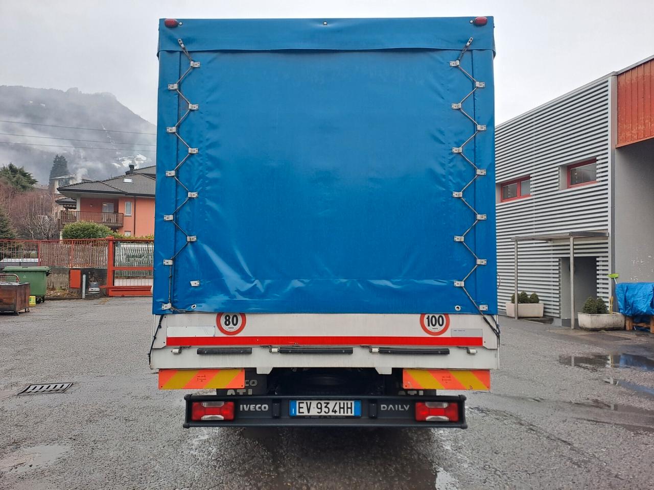 IVECO DAILY CENTINATO 3.0 *PATENTE C* 70C17