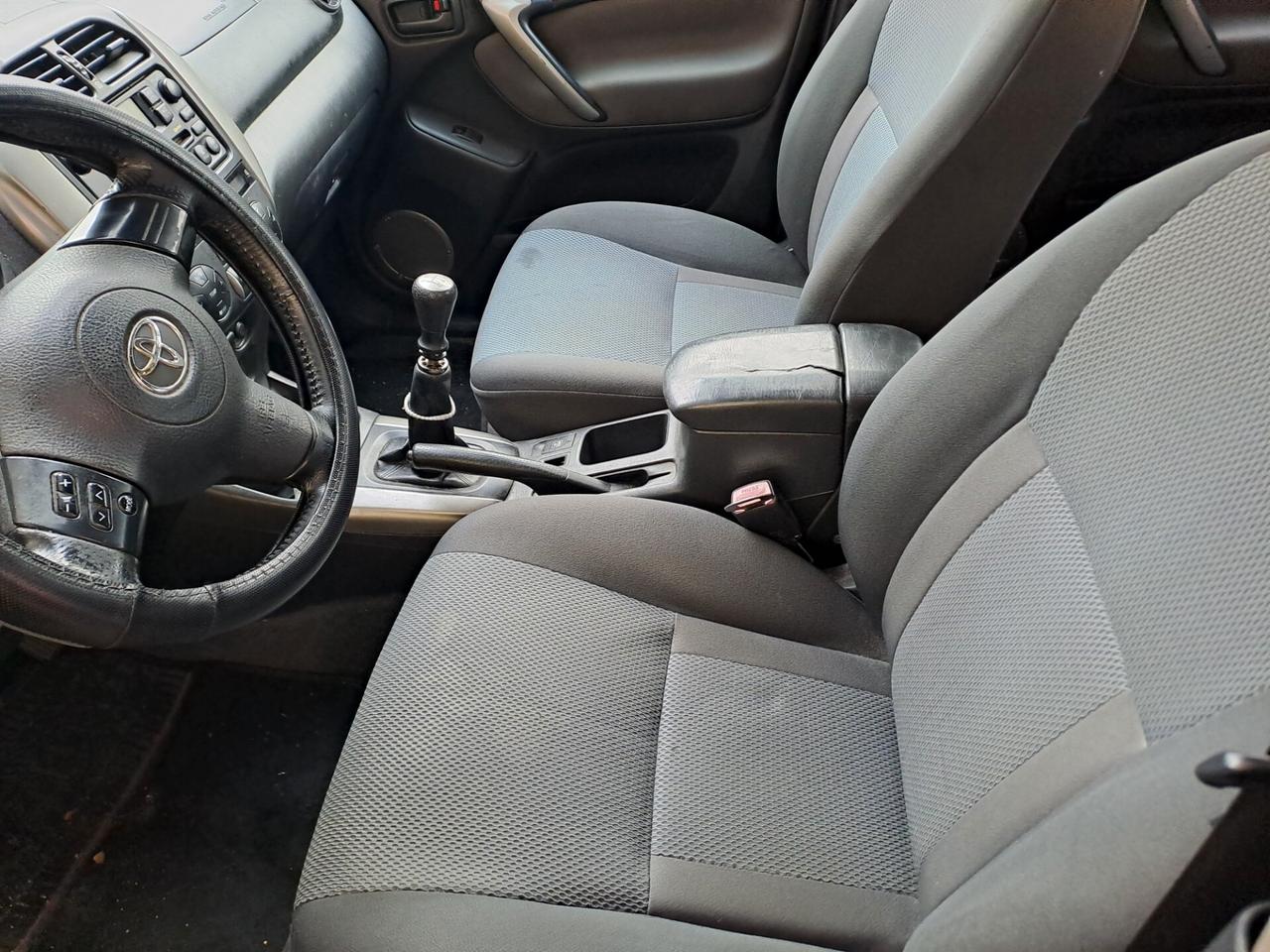 Toyota RAV 4 RAV4 2.0 Tdi D-4D cat 5 porte Sol