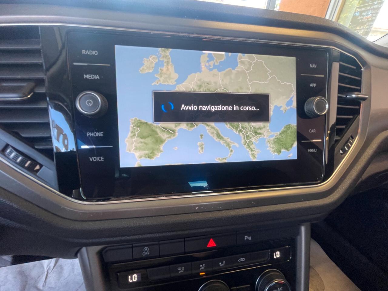 Volkswagen T-Roc 1.5 TSI ACT DSG Business BlueMotion Technology
