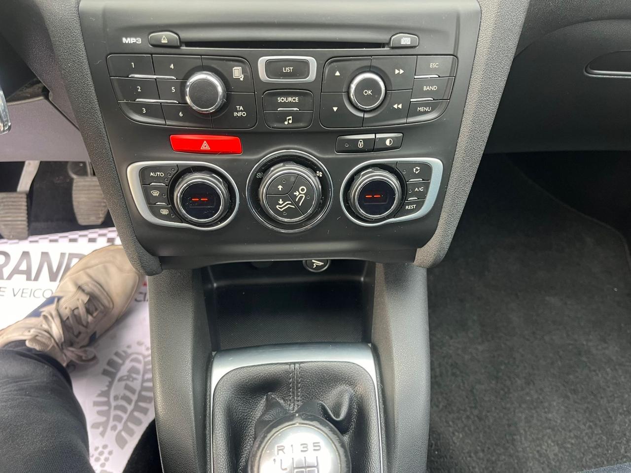 Citroen C4 1.6 HDi Exclusive Unipro 2011