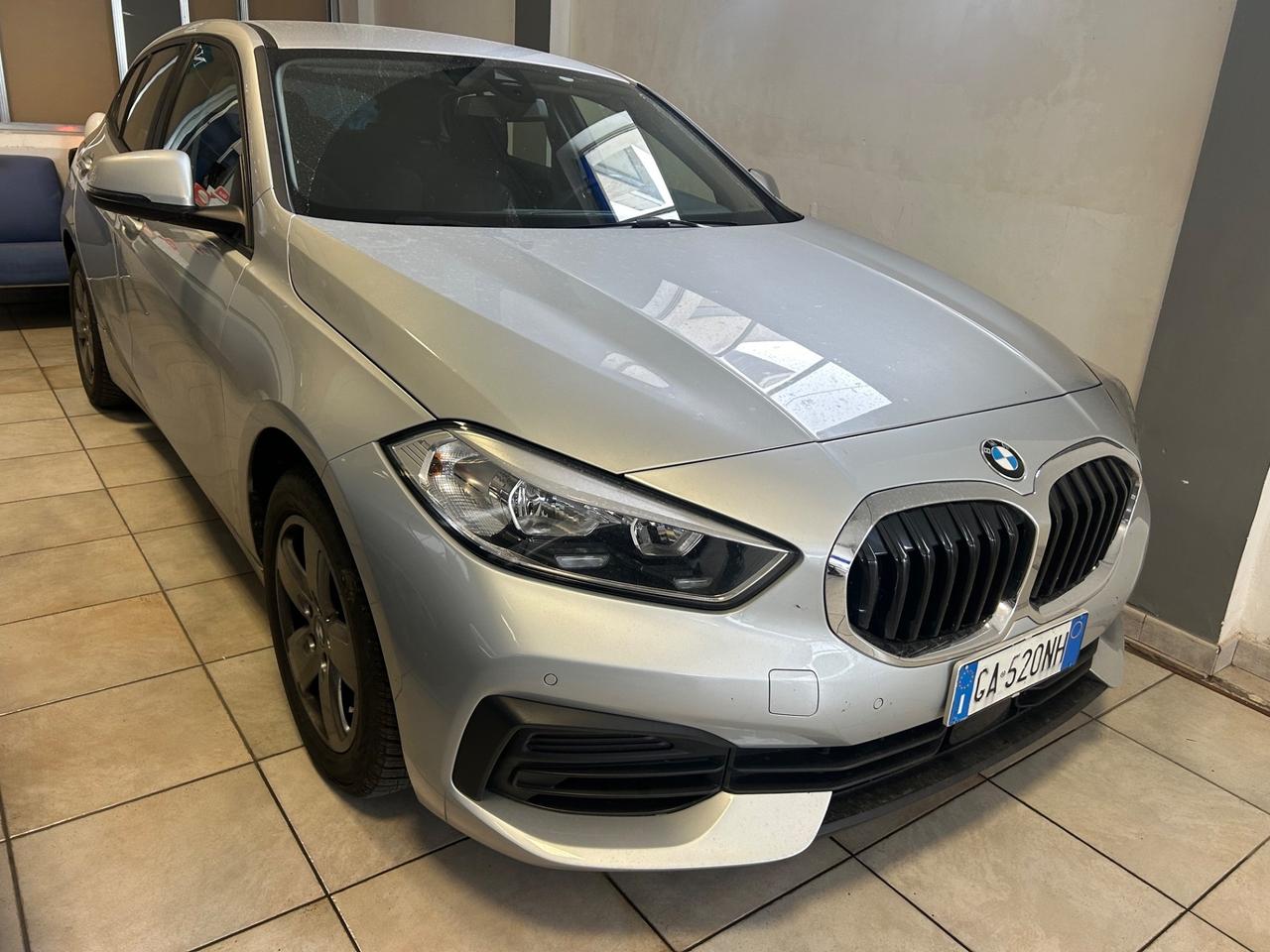 BMW 116d 5p. Business Advantage 2020
