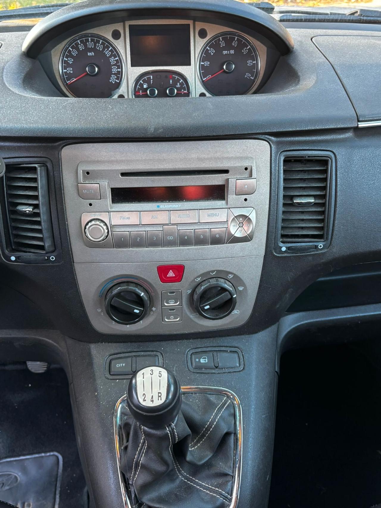 Lancia MUSA 1.3 Multijet 16V 90 CV Oro Plus