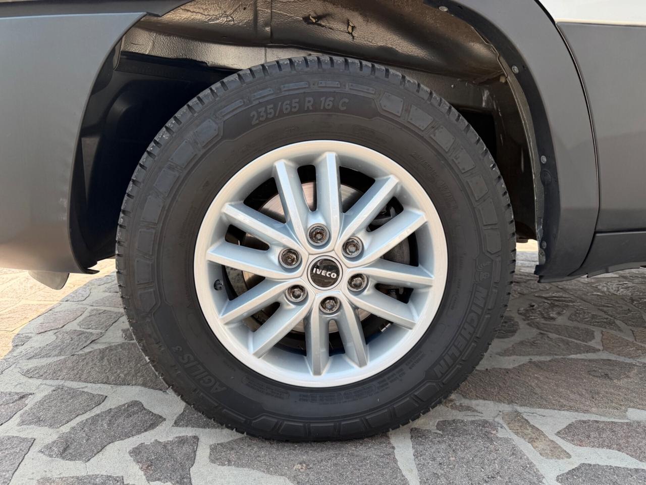 Iveco Daily 2.3 Furgone Hi-Matic