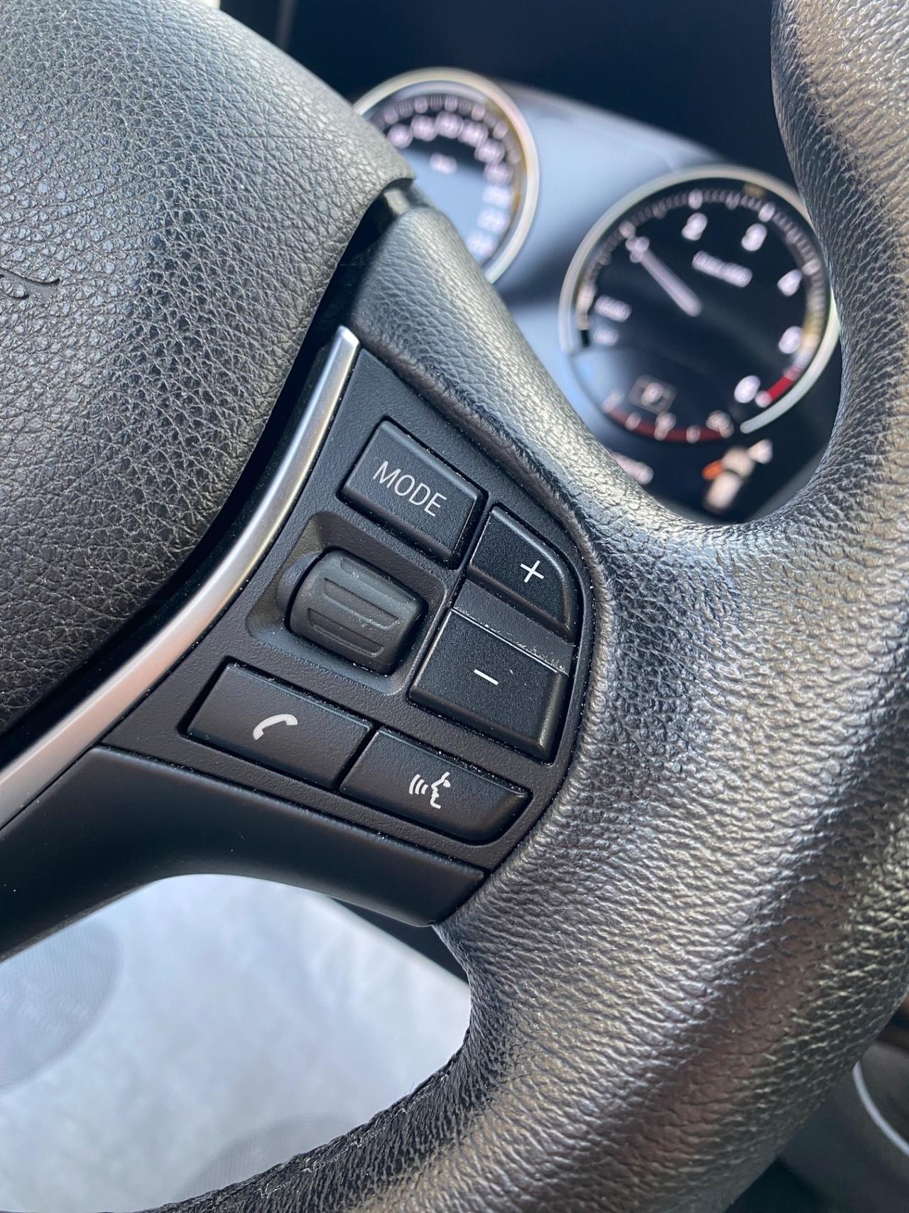 Bmw 116 116d 5p. Urban auto