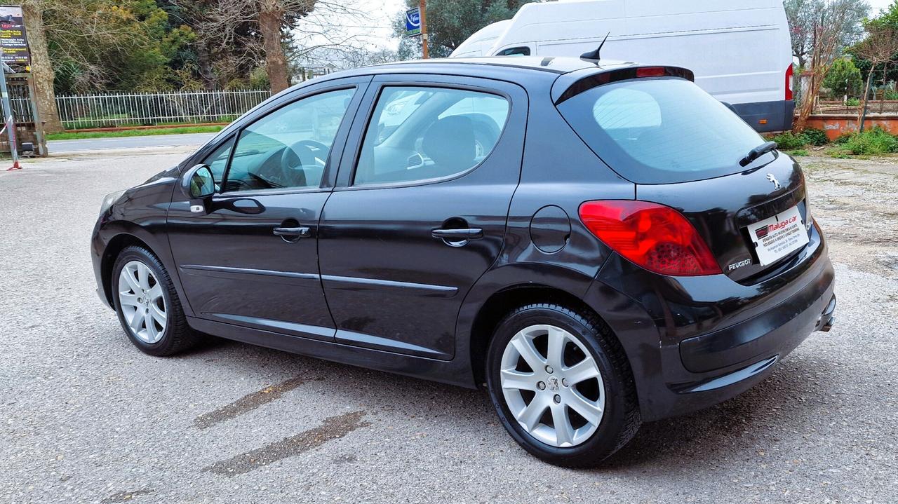 Peugeot 207 1.6 HDi 90CV 5p. XS
