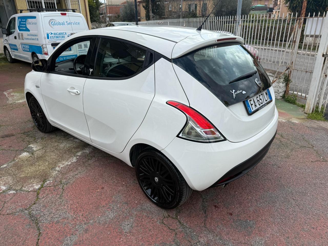 LANCIA YPSILON GPL * OK NEOPATENTATI