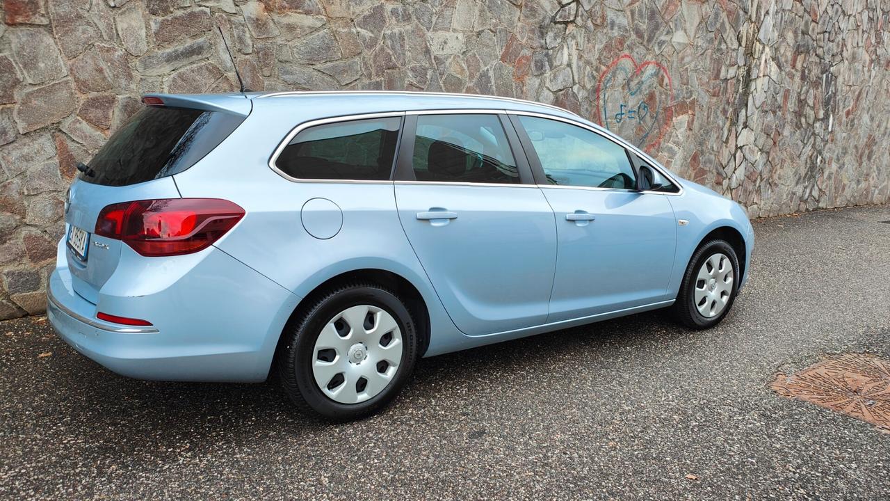 Opel Astra 1.6 CDTI Sports Tourer