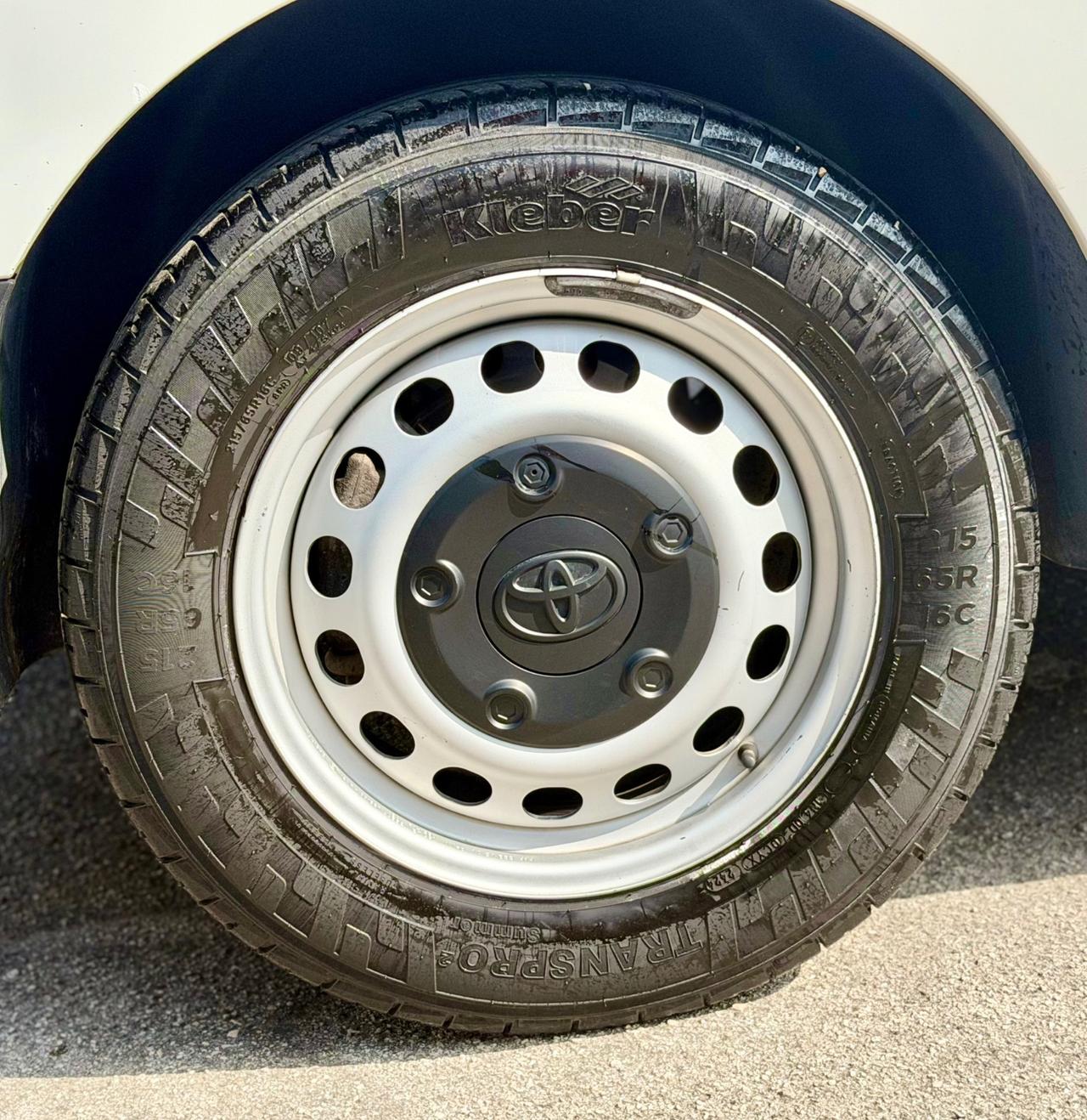 TOYOTA PORACE 2020 1,5 diesel Garanzia 12 Mesi ! ! !