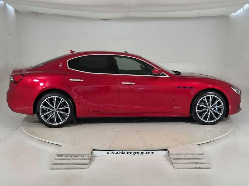 Maserati Ghibli III 2021 2.0 mhev Gransport 330cv auto