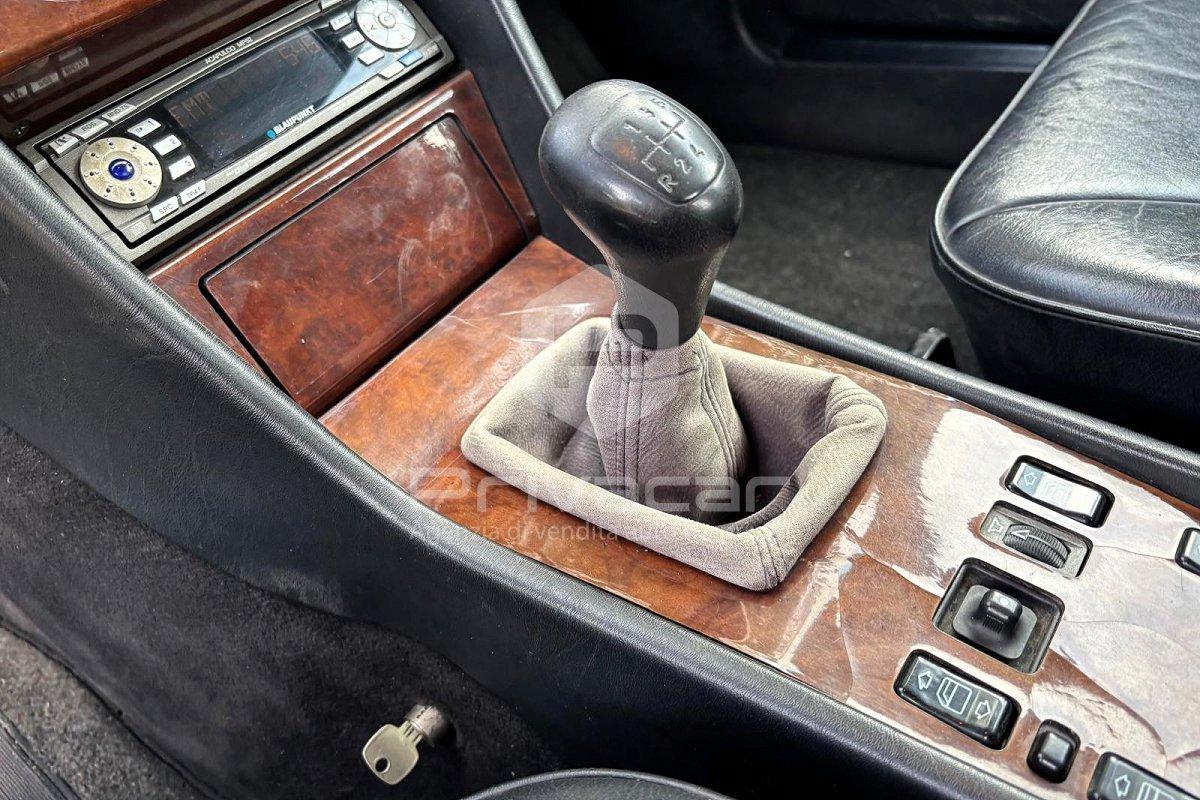 MERCEDES 200 CE cat Coupé