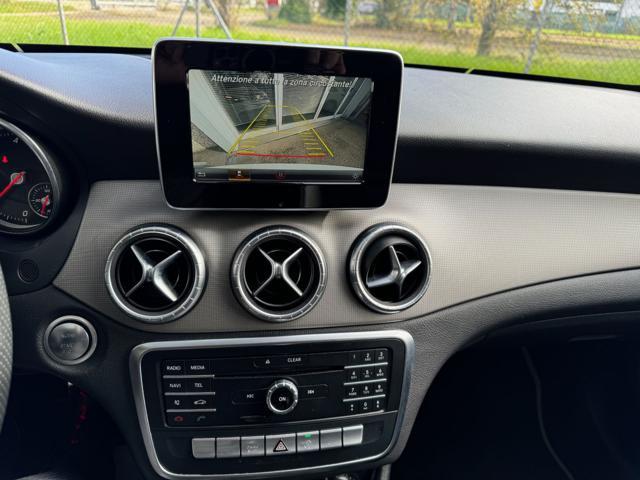 MERCEDES-BENZ CLA 180 d Sport Plus NAVI+RETR.