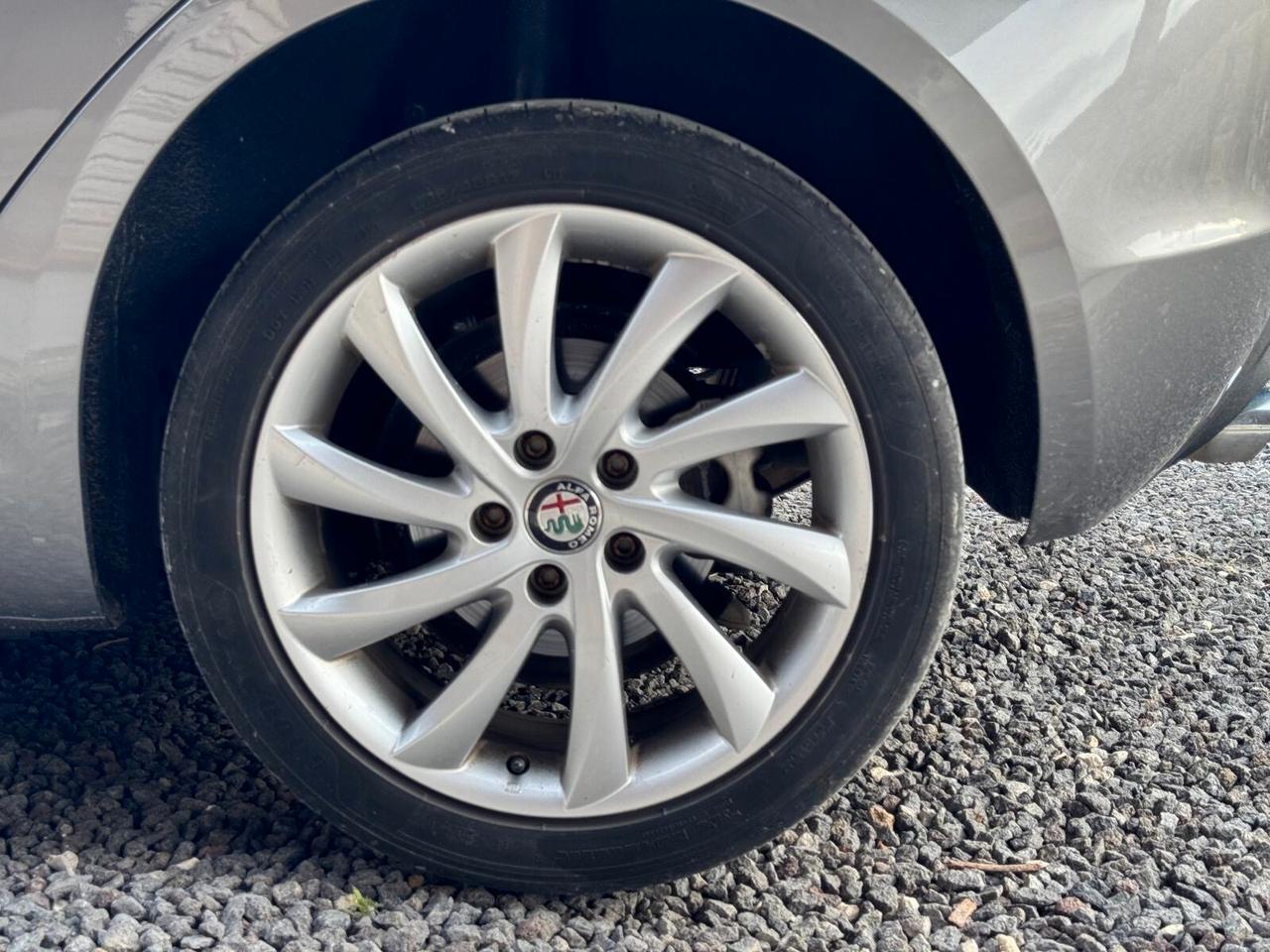 Alfa Romeo Giulietta 1.6 120 CV Super 2017 155KM
