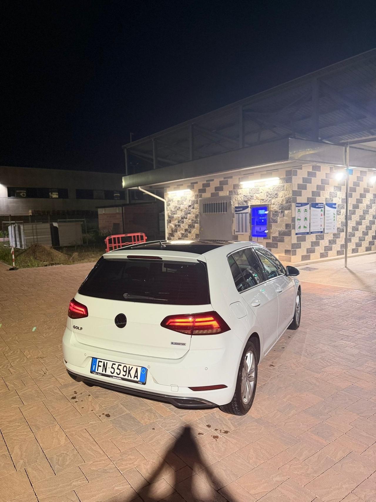 Volkswagen Golf 1.4 TGI DSG 5p. Executive BlueMotion