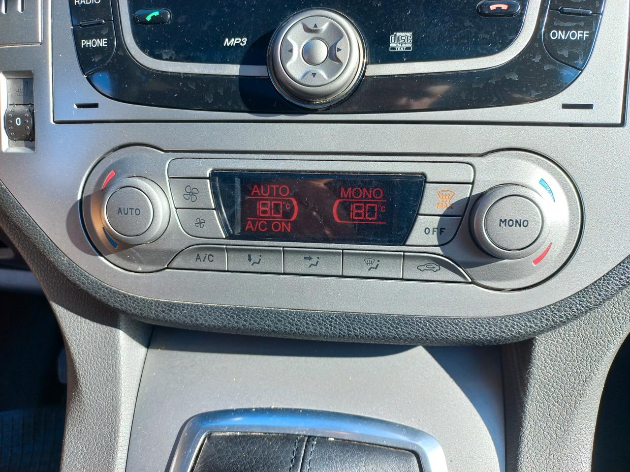 Ford Kuga 2.0 TDCi 136 CV 4WD Titanium DPF