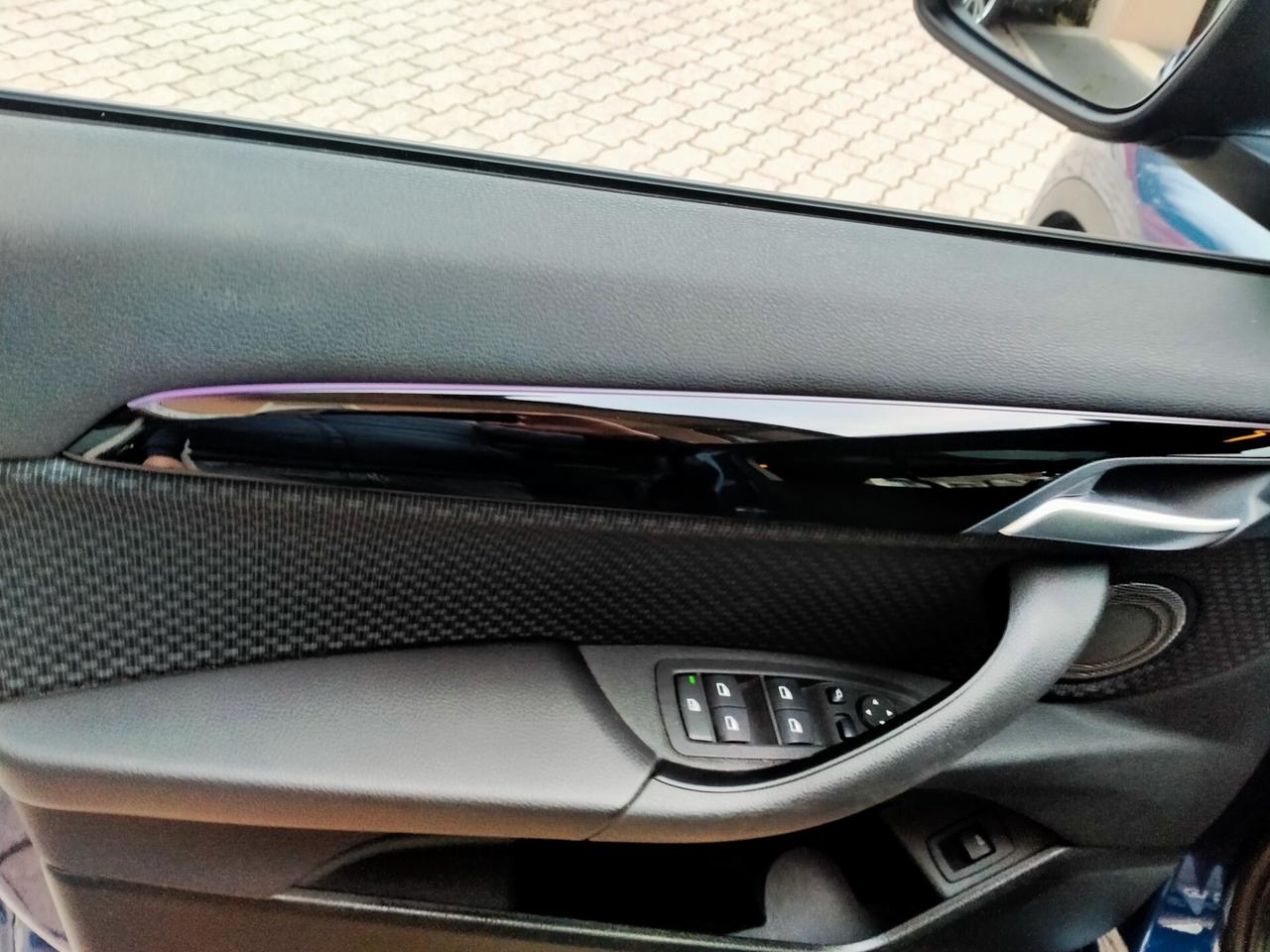 BMW X2 XDRIVE 18D LED / TETTO / DDC / KEYLESS / H.KARDON / HEAD UP