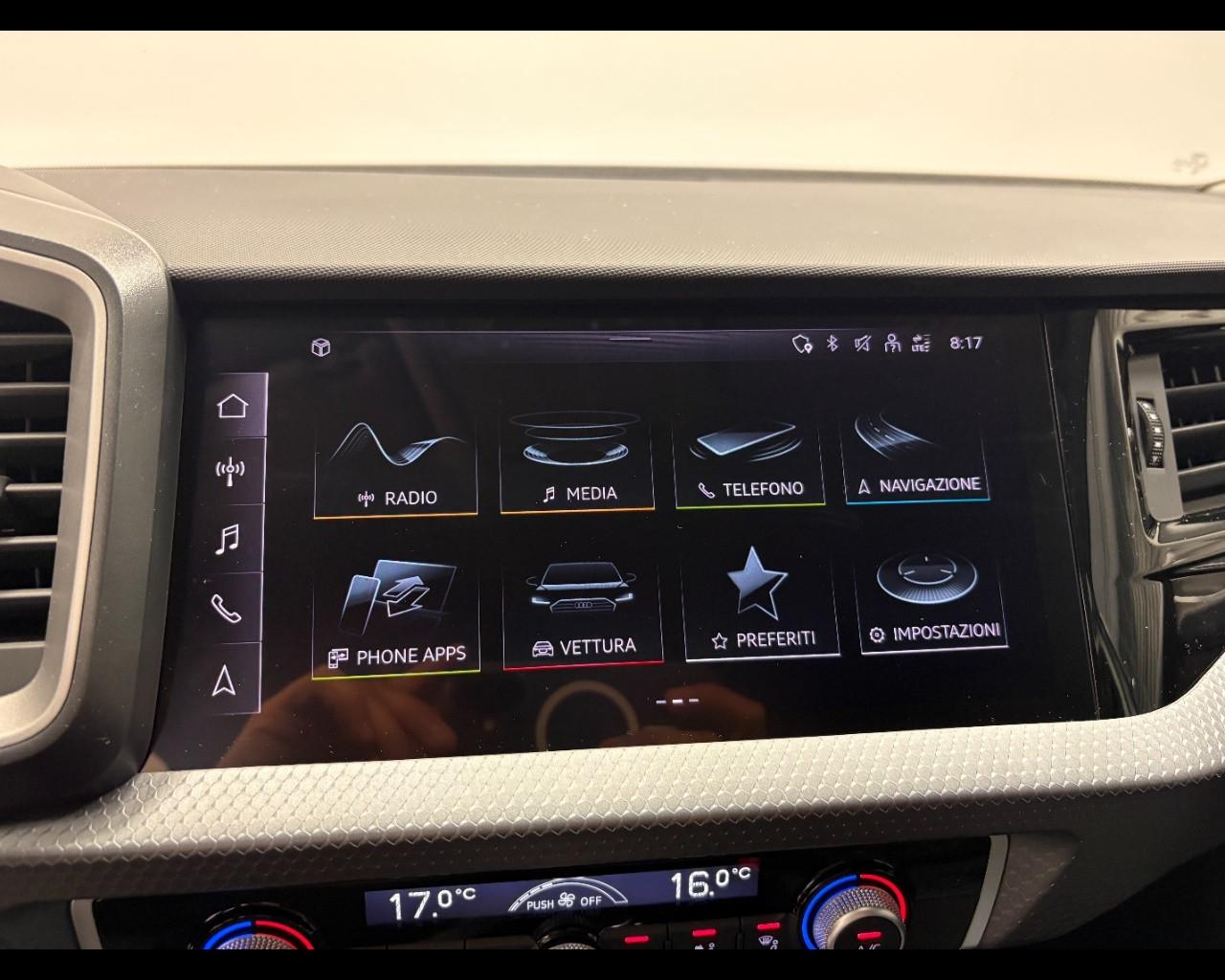 AUDI A1 ALLSTREET 30 TFSI S-TRONIC IDENTITY CONTRAST