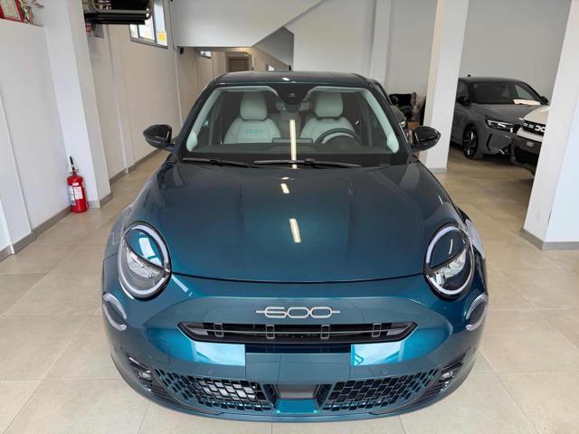 FIAT 600 Hybrid 100 CV DCT MHEV La Prima