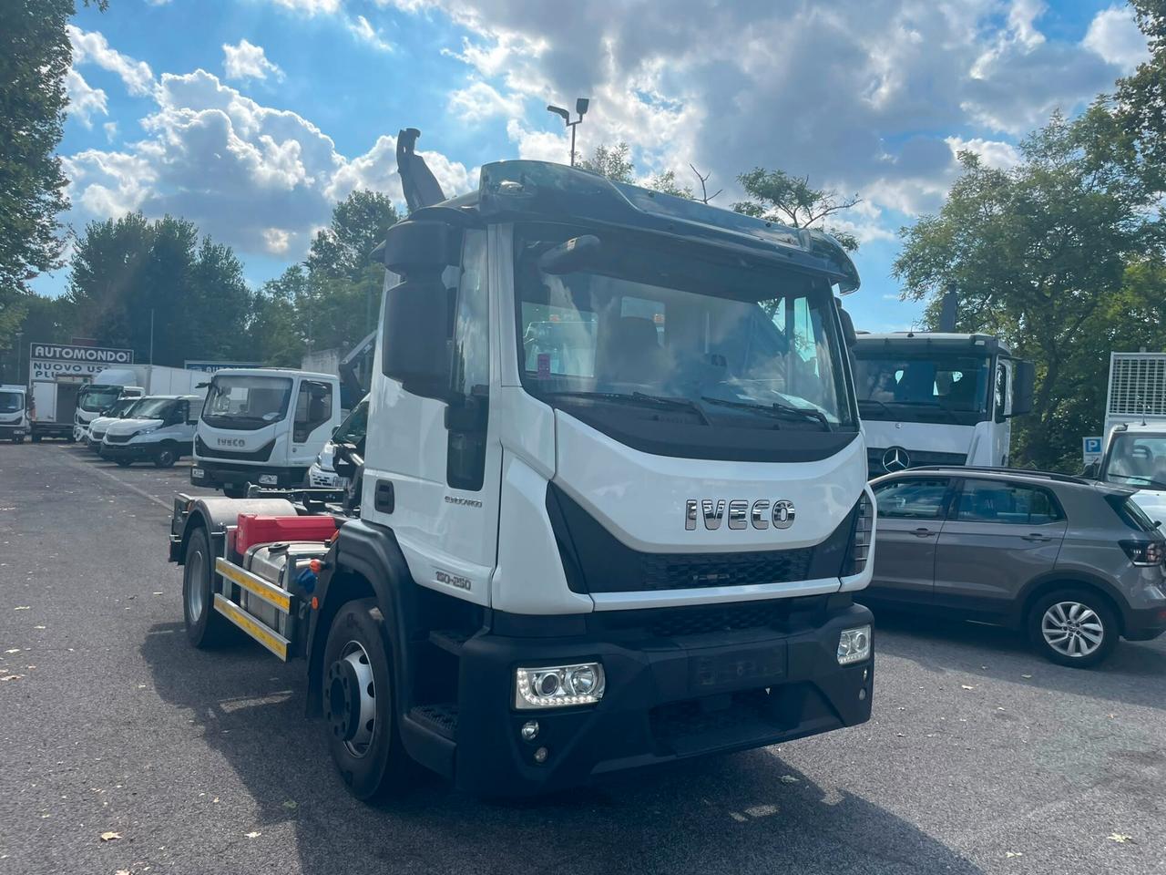 Iveco eurocargo 150E250 scarrabile 12 ton