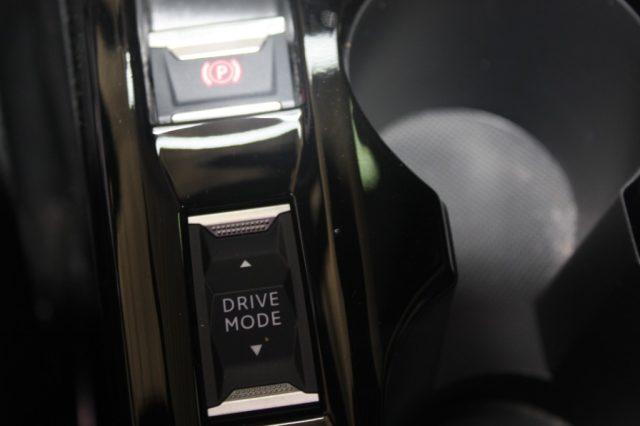 PEUGEOT 2008 1200 PURETECH ALLURE 100 CV