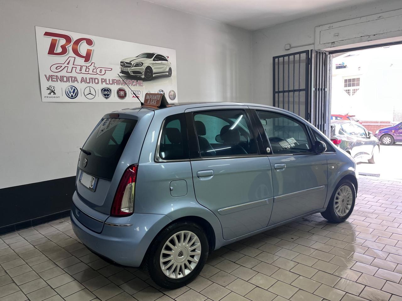 Lancia MUSA gpl platino 82000 km 2010