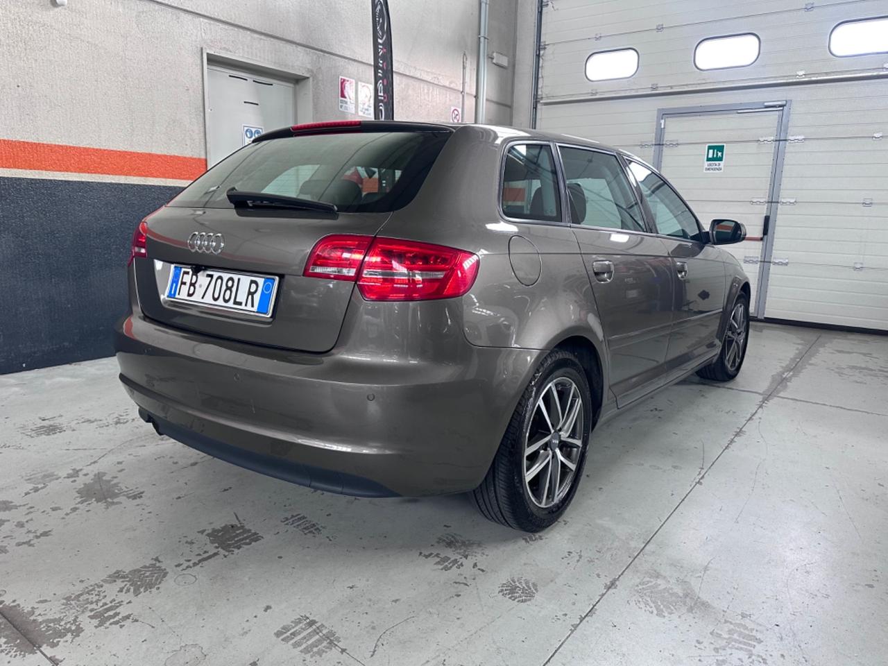 Audi A3 1.6 TDI 105 CV CR S tronic Attraction