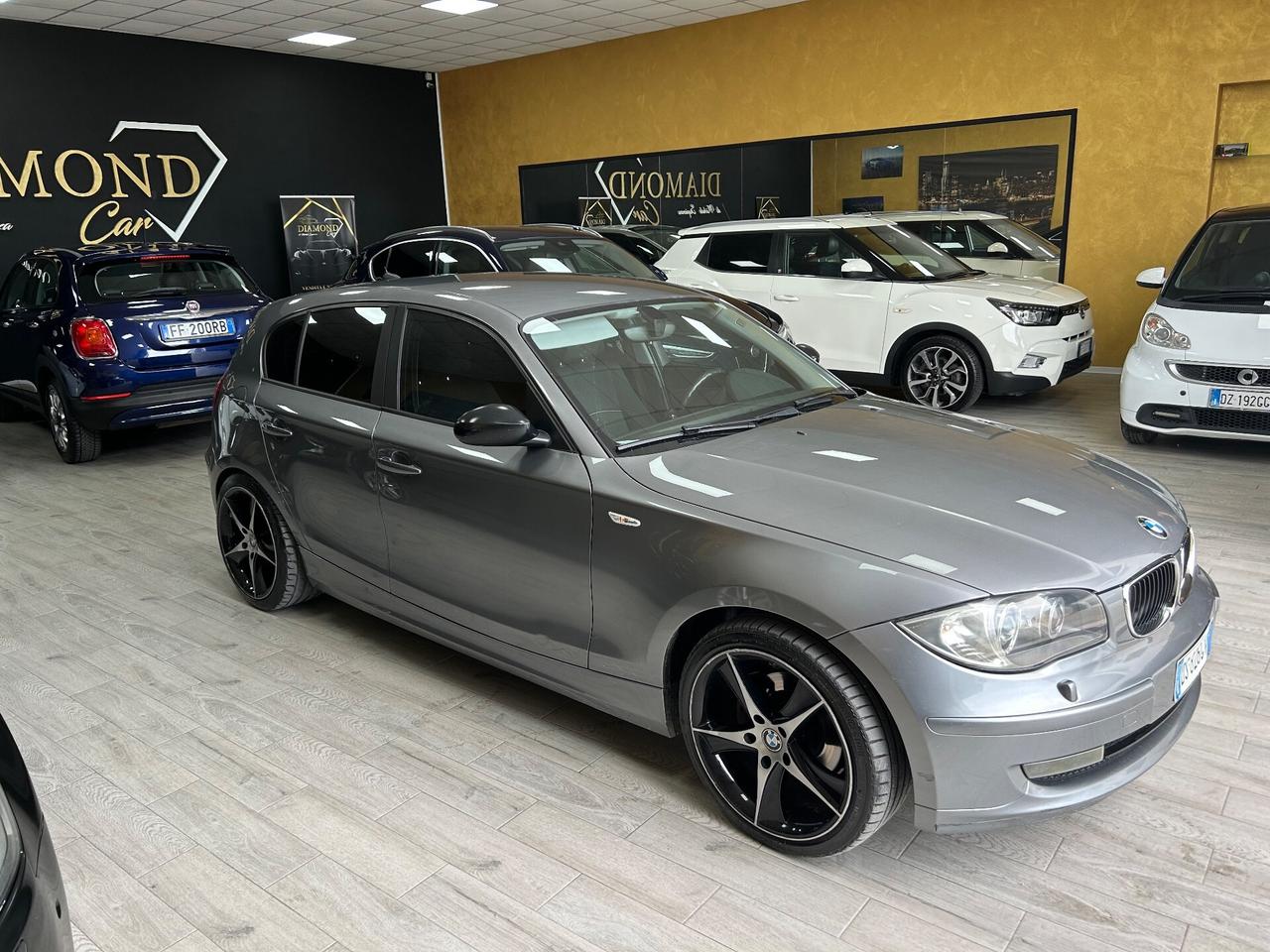 BMW 118d 143 cv “FULL LED/VETRI OSC/18”-2008