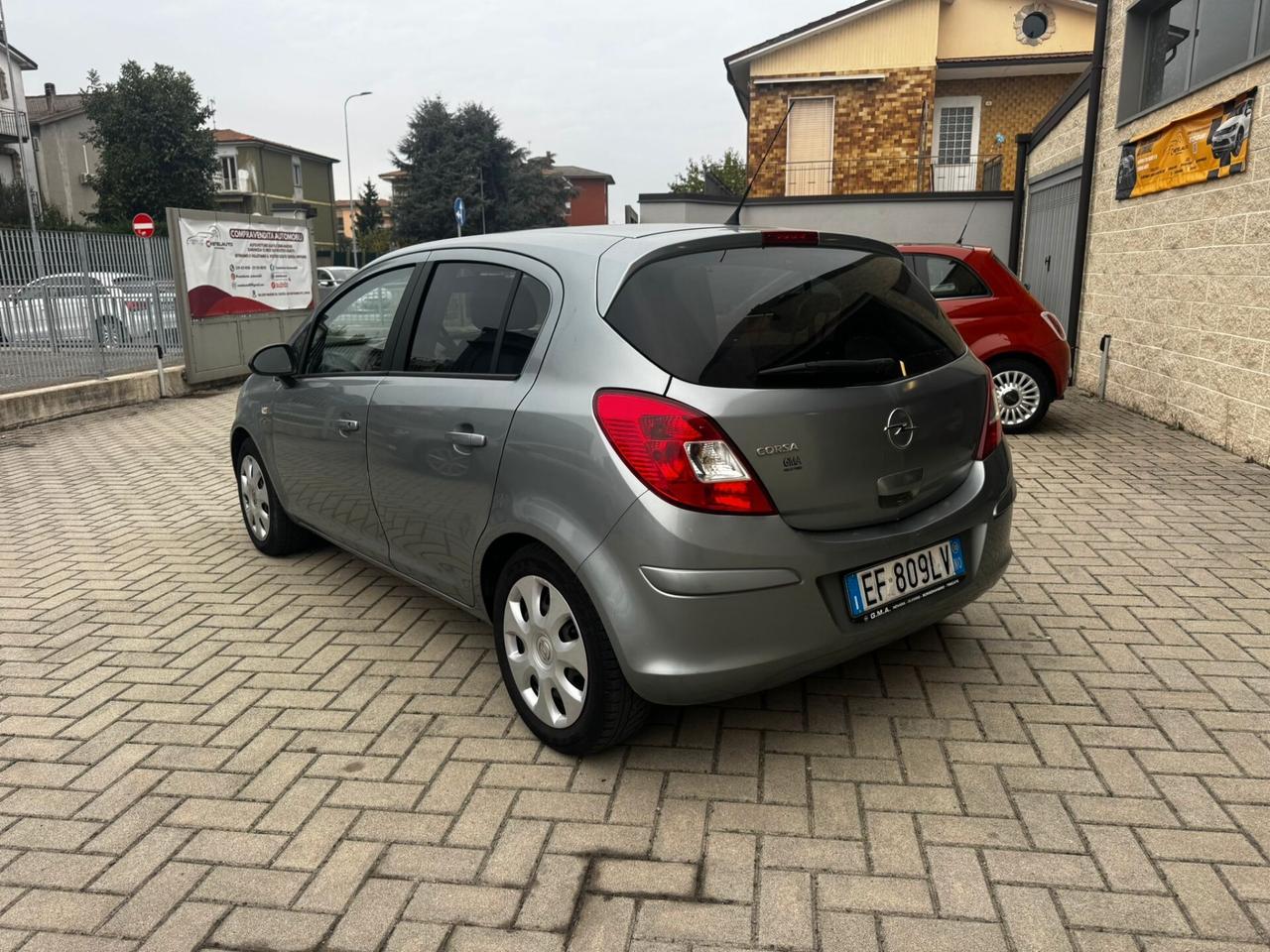 Opel Corsa 1.2 80CV 5 porte GPL-TECH Edition