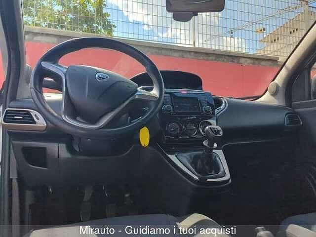 Lancia Ypsilon Ypsilon 1.2 69 CV 5 porte S&S Gold