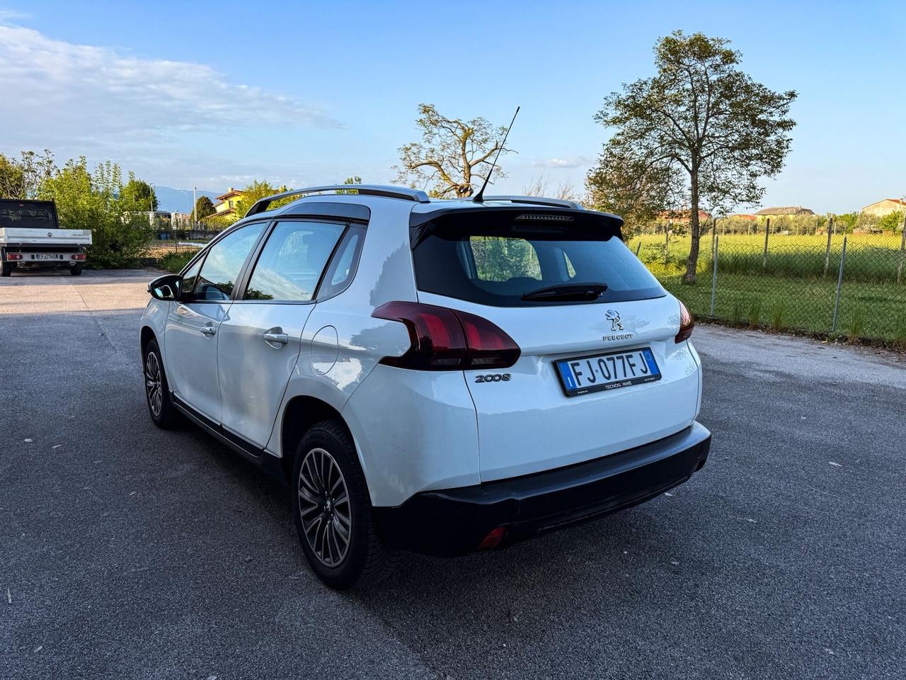 Peugeot 2008 BlueHDi 75 Active
