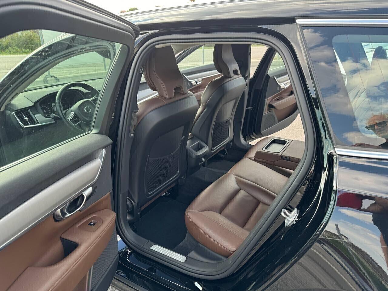 Volvo V90 D4 Momentum Unico Proprietario GUIDA INT