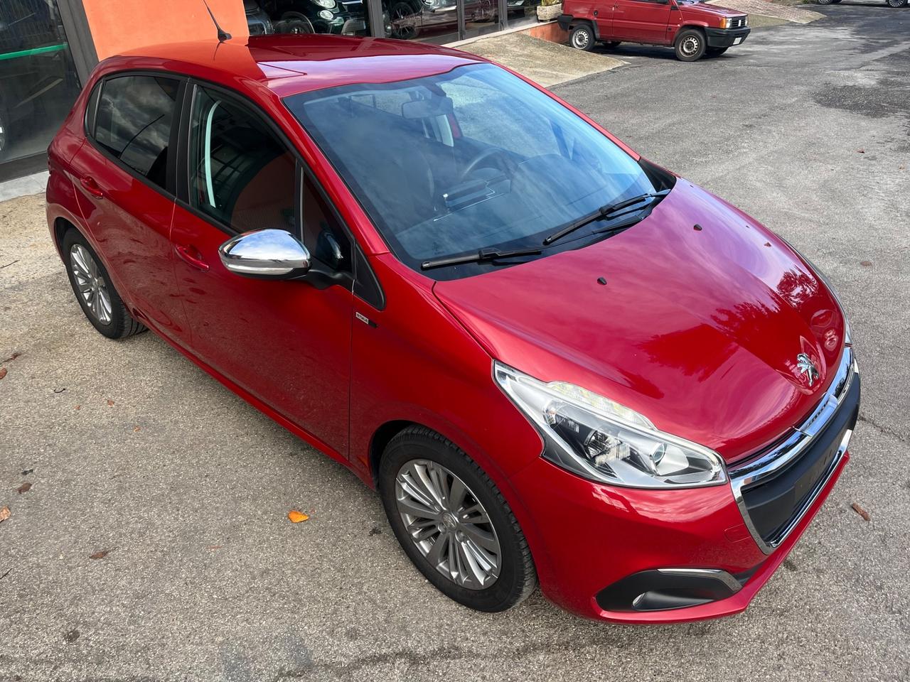 Peugeot 208 PureTech 82 5 porte Style-Km 85500-