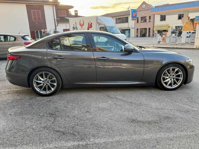 ALFA ROMEO Giulia 2.2 Turbodiesel 180 CV AT8 Business Sport Launch E