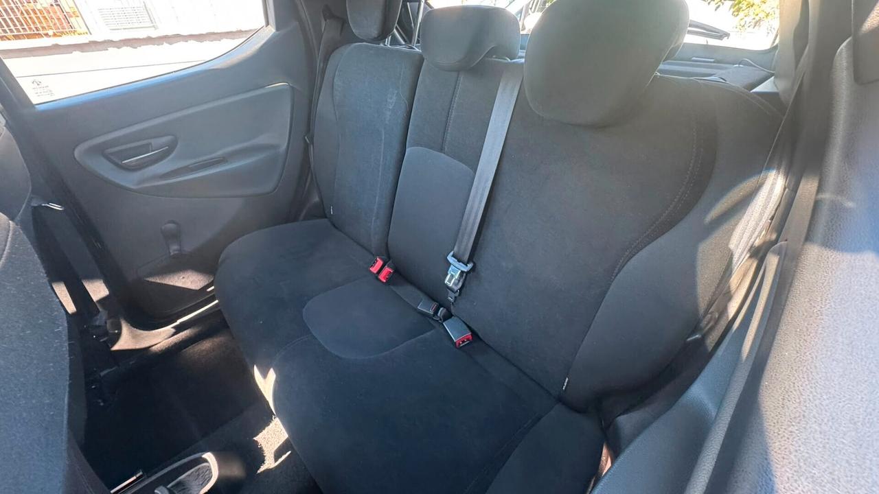 Lancia Ypsilon 1.2 69 CV 5 porte Elle