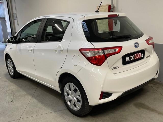 TOYOTA Yaris 1.5 Hybrid 5 porte Business