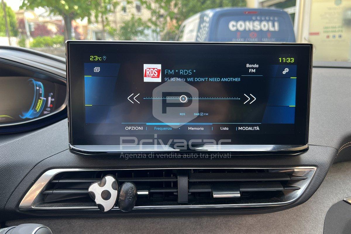 PEUGEOT 3008 Hybrid 225 e-EAT8 GT