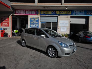 Toyota Corolla Verso 2.2 7 POSTI OFFERTA PROMO