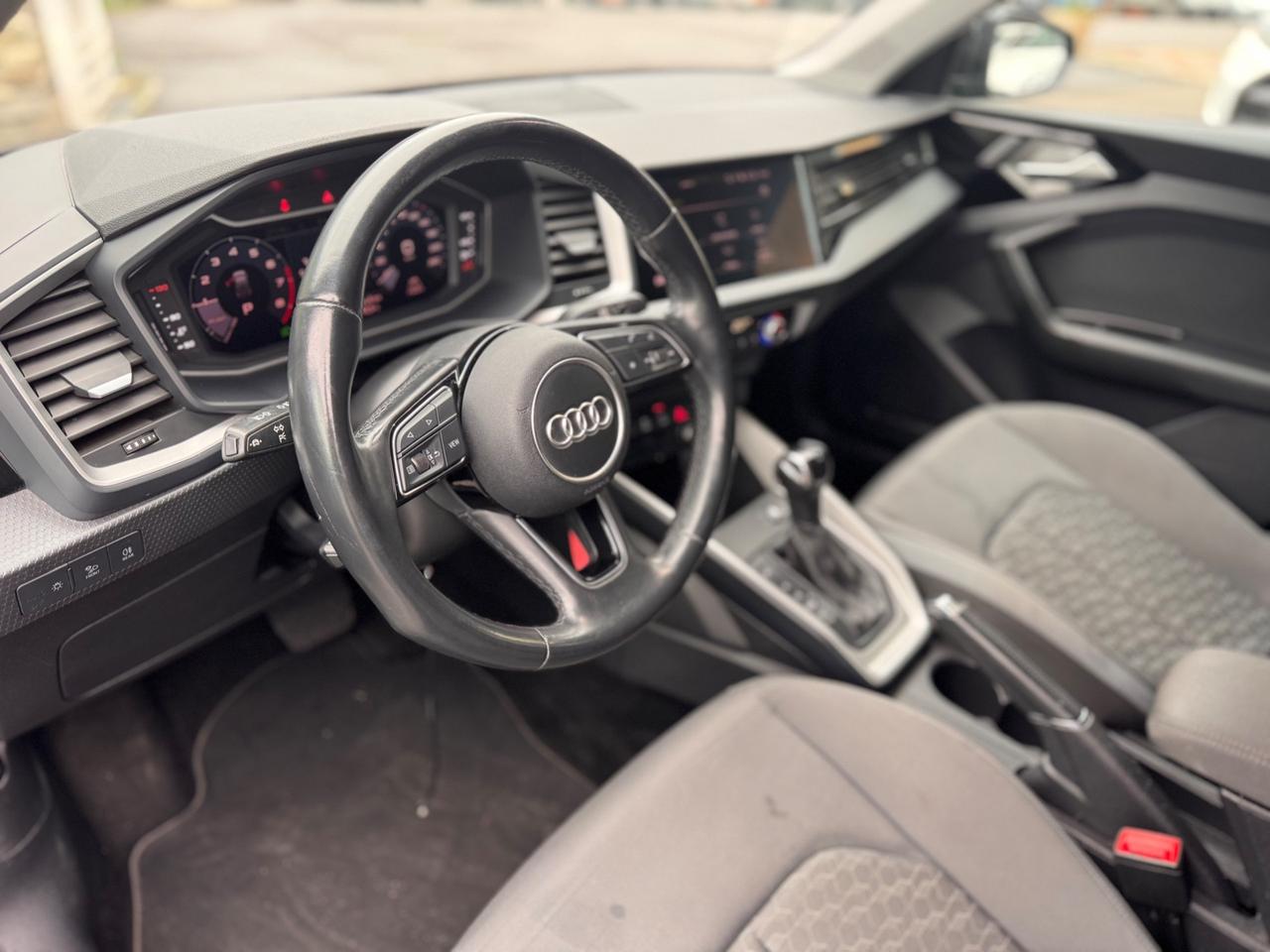 Audi A1 SPB 30 TFSI S tronic line edition