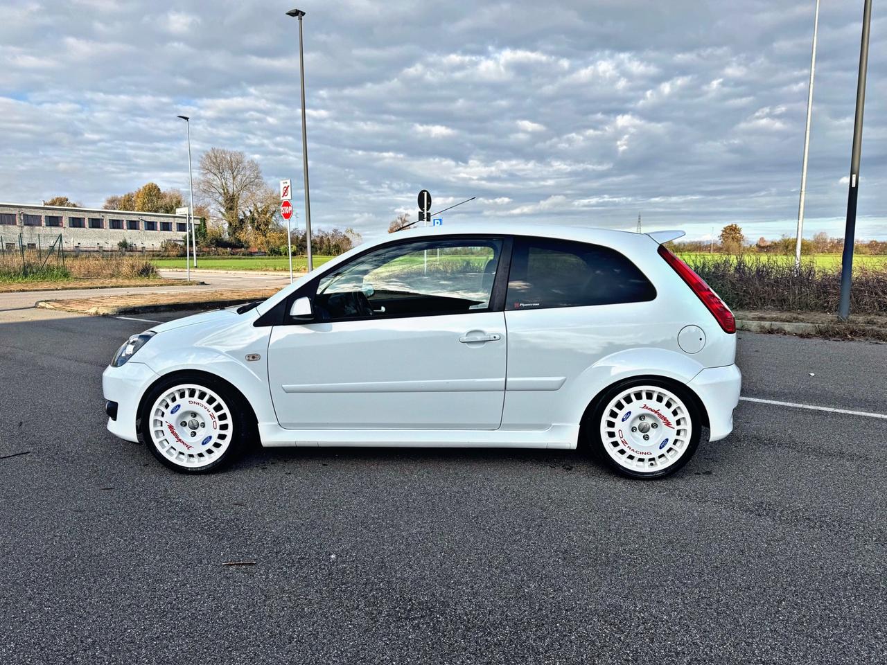 Ford Fiesta 2.0 16V 3p. ST 150cv