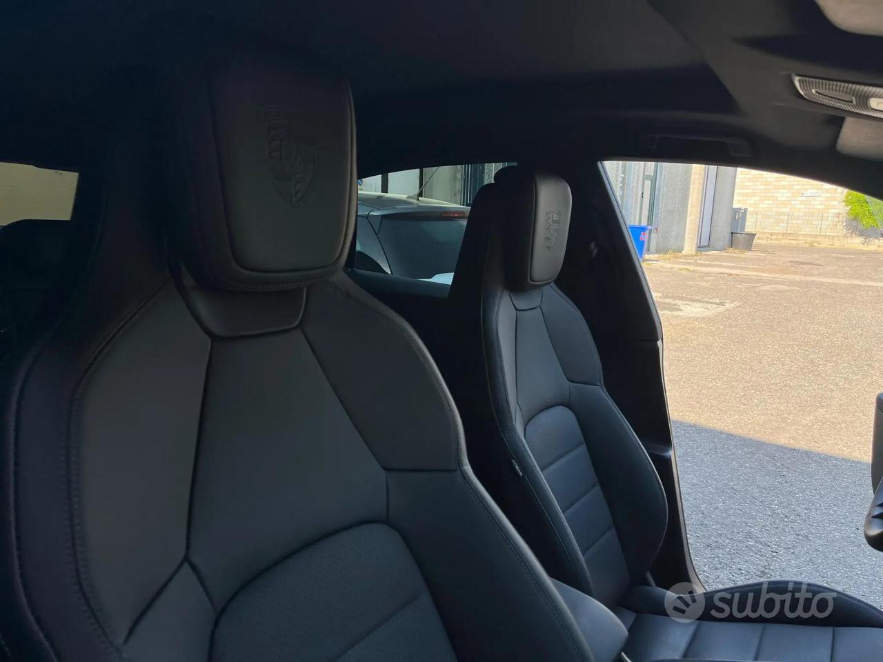Porsche Macan 4