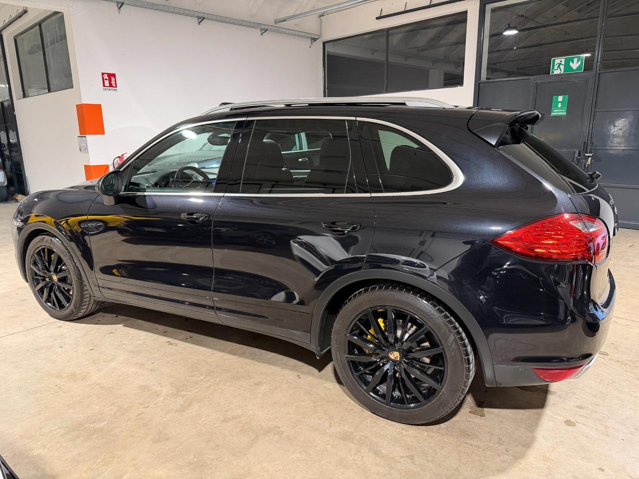 Porsche Cayenne 3.0 DOPPIO TETTO-PASM-RETROCAMERA