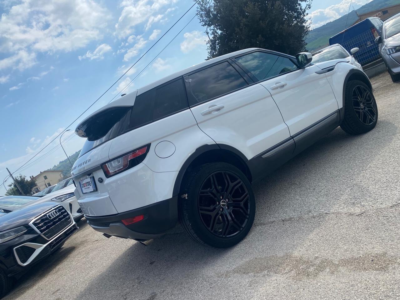 Land Rover Range Evoque 2.0 TD4 150 CV 5p. Pure