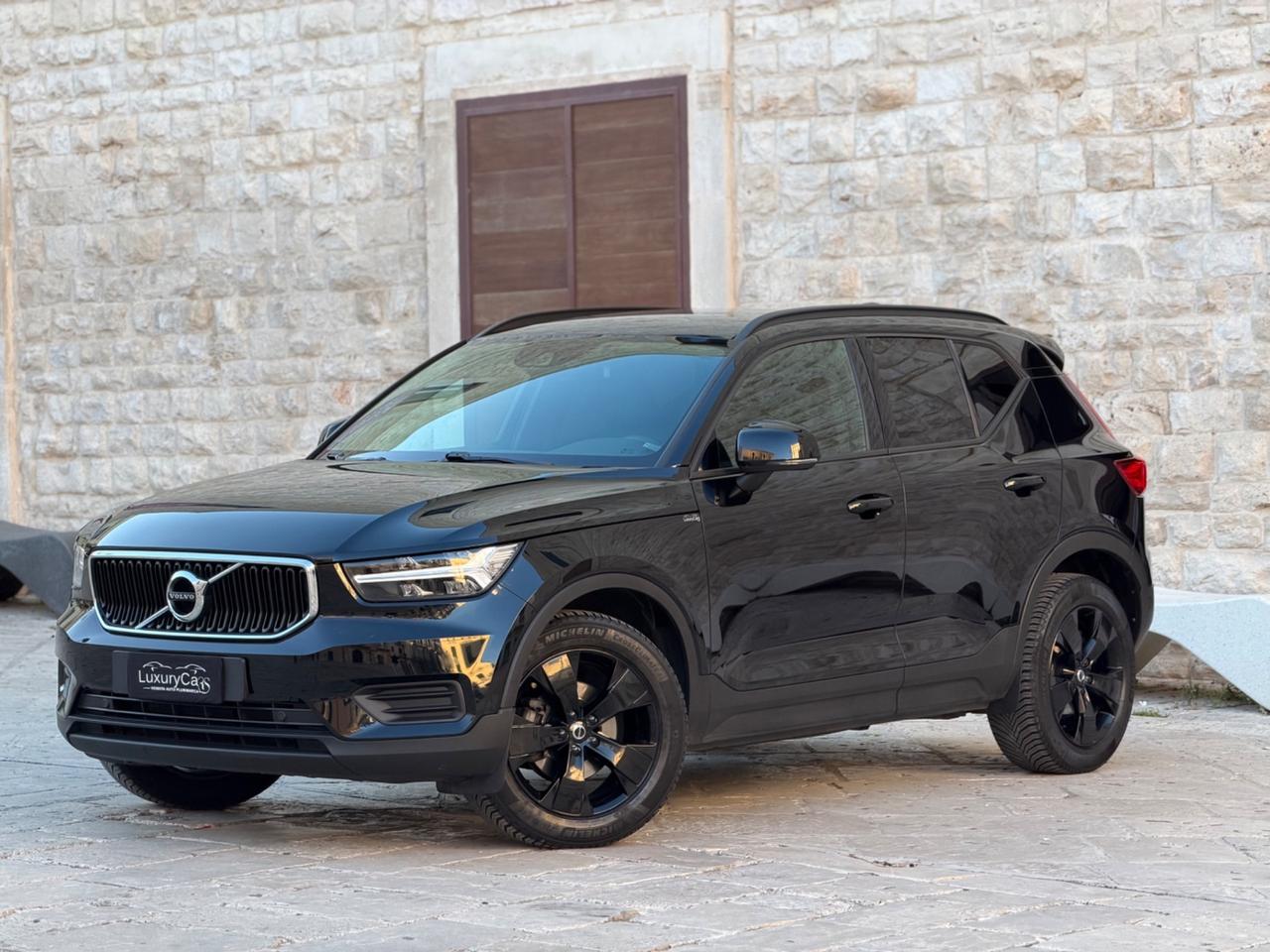 Volvo XC40 D3 R-design 2.0 150 Cv AUTOMATIC LED PELLE
