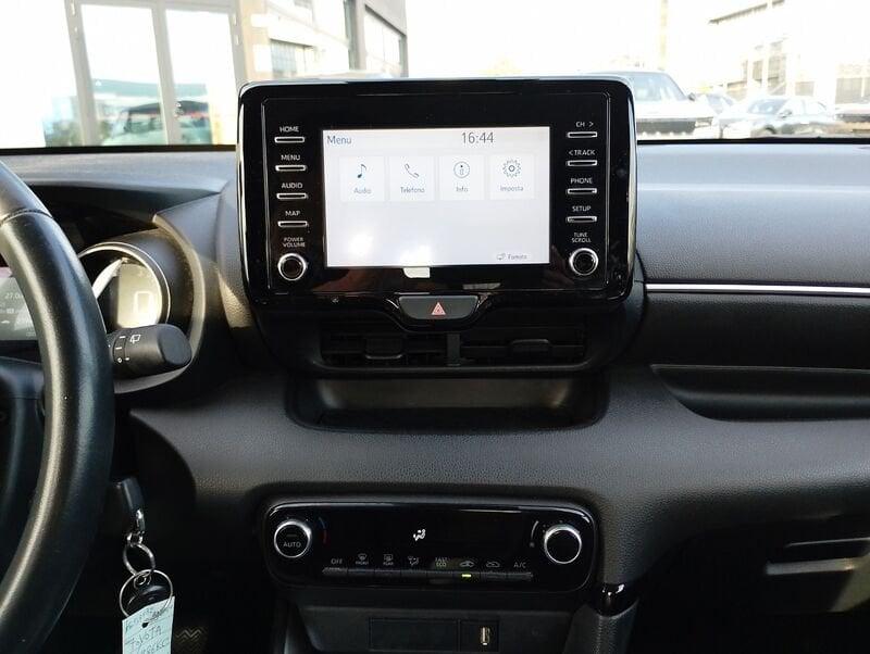 Toyota Yaris IV 2020 1.5h Trend