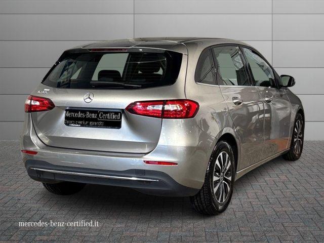 MERCEDES-BENZ B 180 Sport