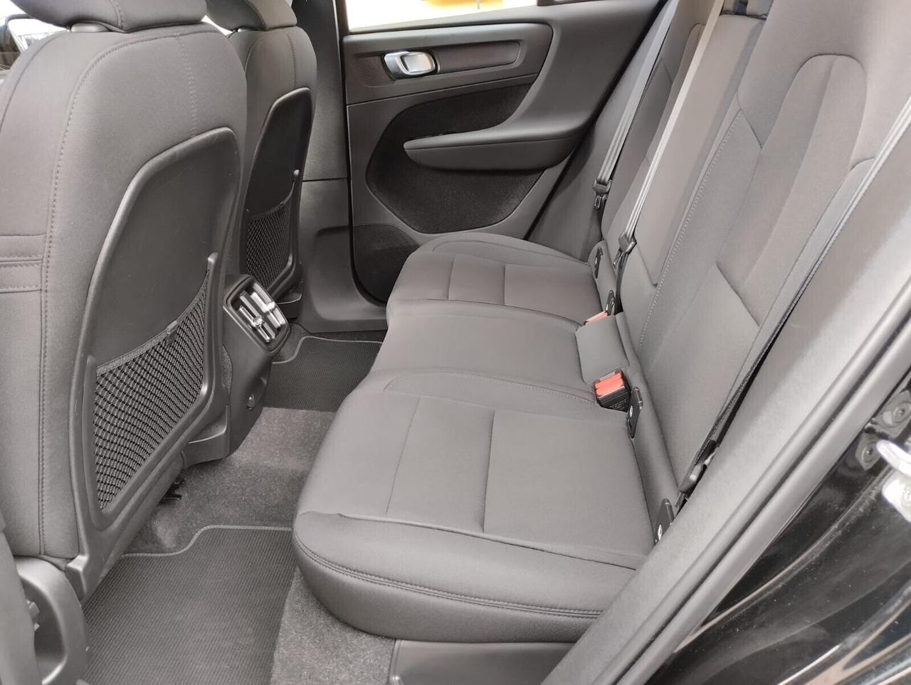 Volvo XC40 T2 Momentum Core