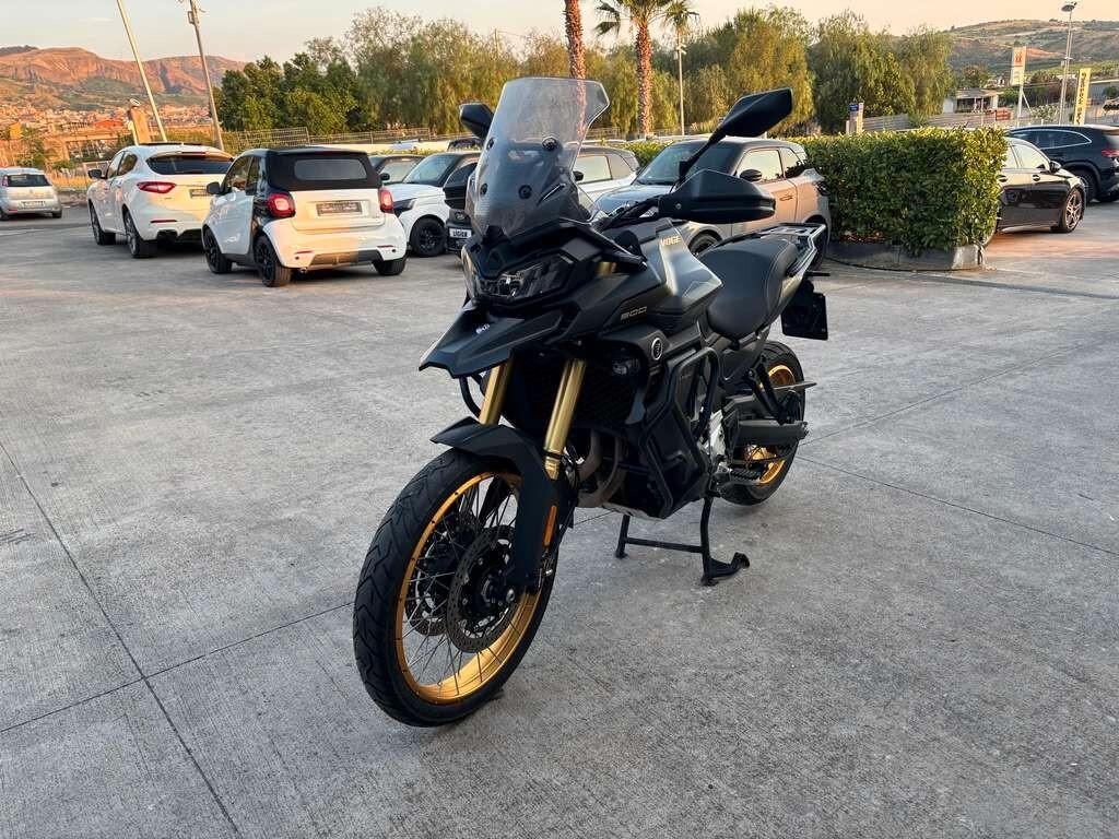 Voge Valico 900 DSX 2024 / KM 13.000 Tua a solo 69 Euro al mese