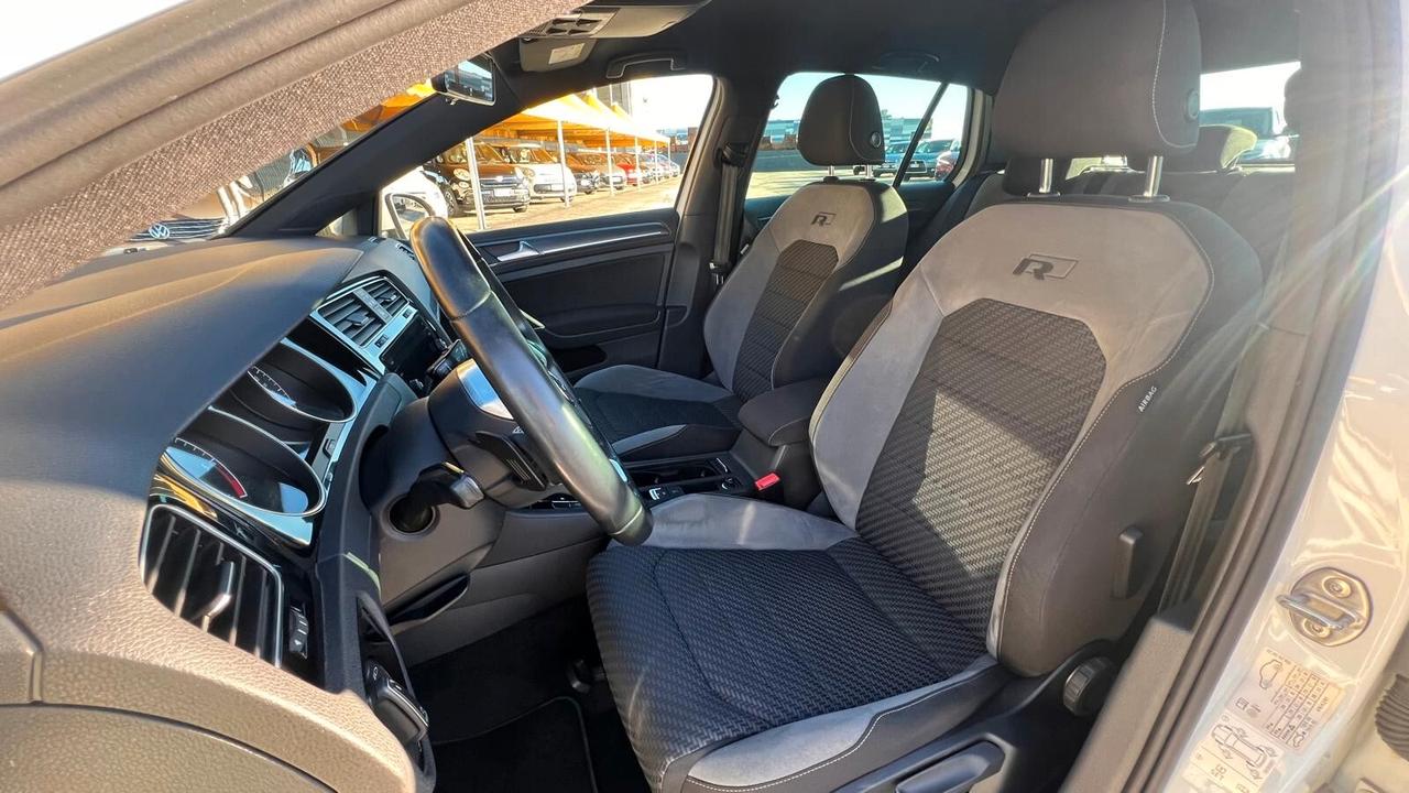Volkswagen Golf 1.6 TDI 115 CV DSG 5p R-LINE